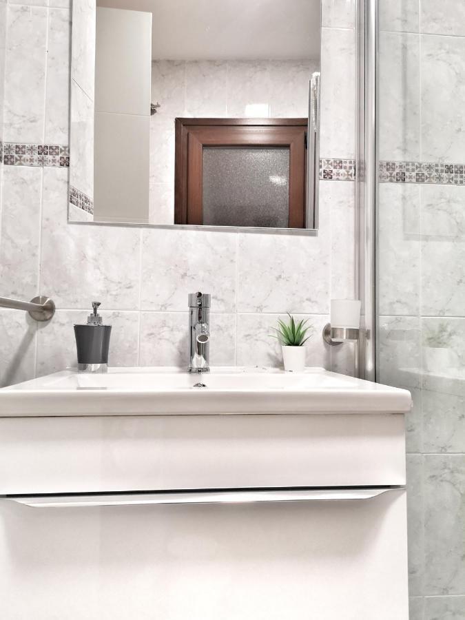 Apartamento Ilarcuris Con Patio Privado توليدو المظهر الخارجي الصورة