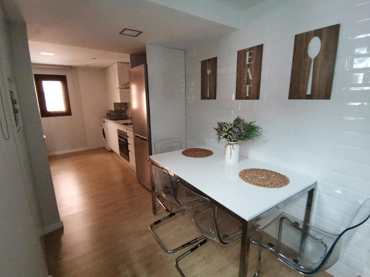 Apartamento Ilarcuris Con Patio Privado توليدو المظهر الخارجي الصورة