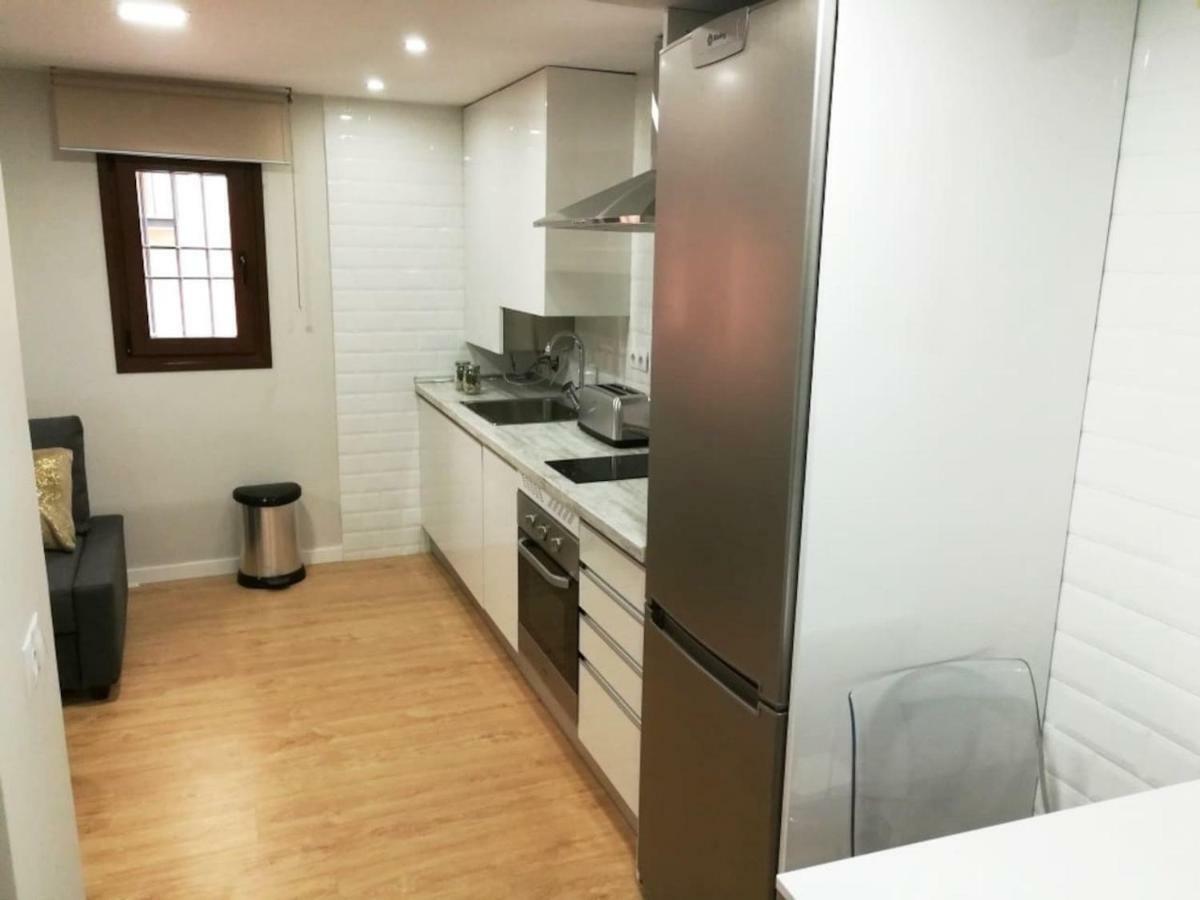 Apartamento Ilarcuris Con Patio Privado توليدو المظهر الخارجي الصورة